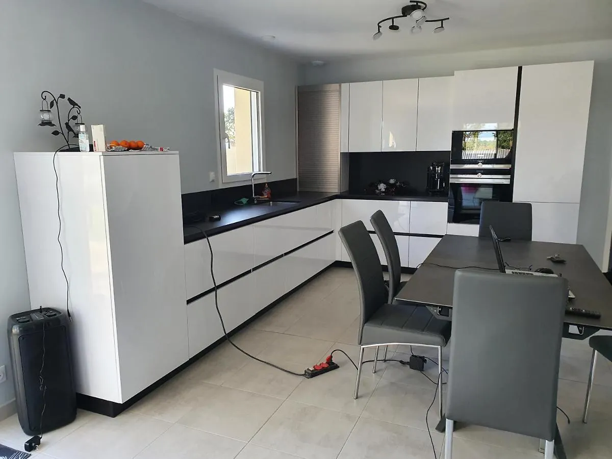 Location Chambre Dans Plain Pied 2 Chambres Louable Taden ホームステイ